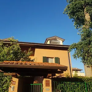 La Quercia Fiorita Affittacamere Trivolzio